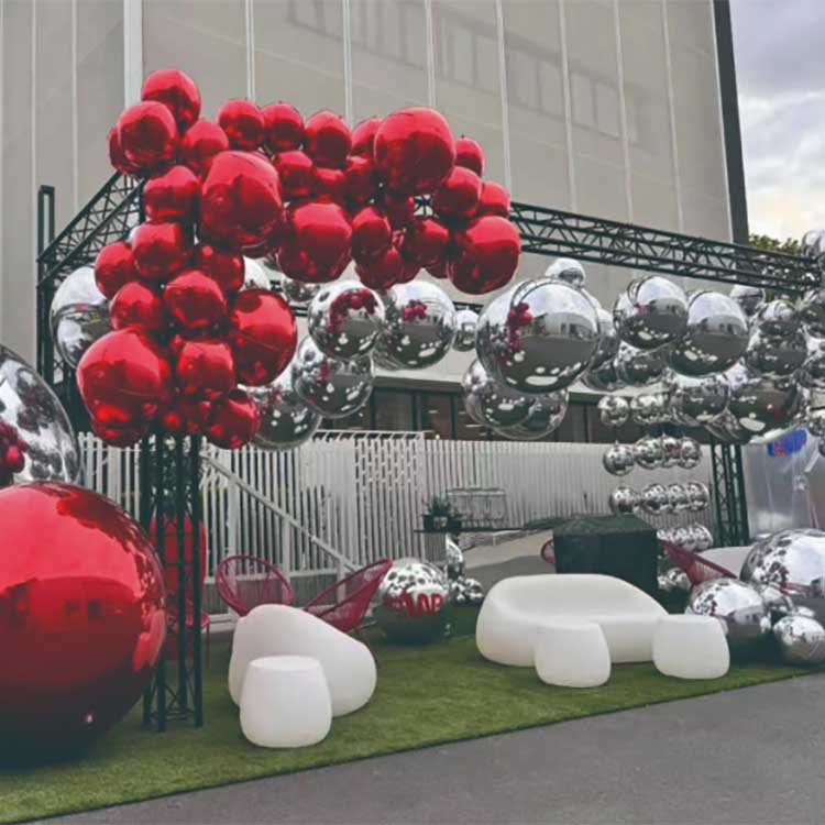 بالن های آینه ای